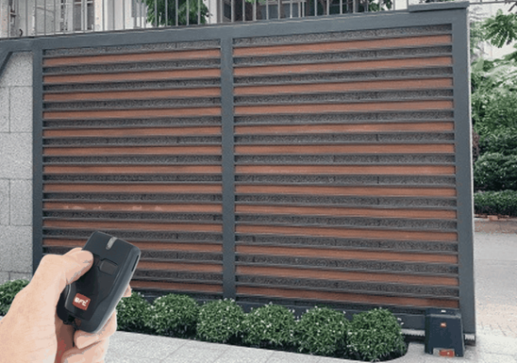 cong-lua-truot-tu-dong